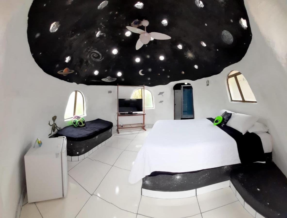Capsule hotel Espaco Naves Lunazen Alto Paraiso de Goias
